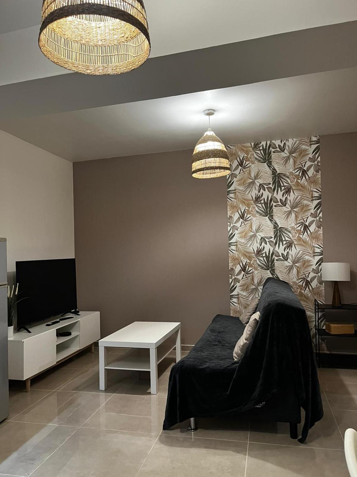 Appartement Des Carmes Nimes Luaran gambar