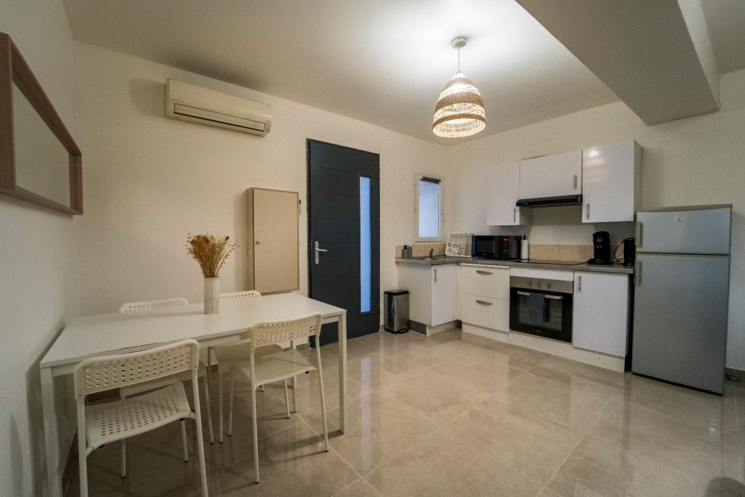 Appartement Des Carmes Nimes Luaran gambar